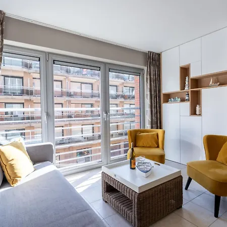 Shop & Sea By Interhome Appartement Nieuwpoort